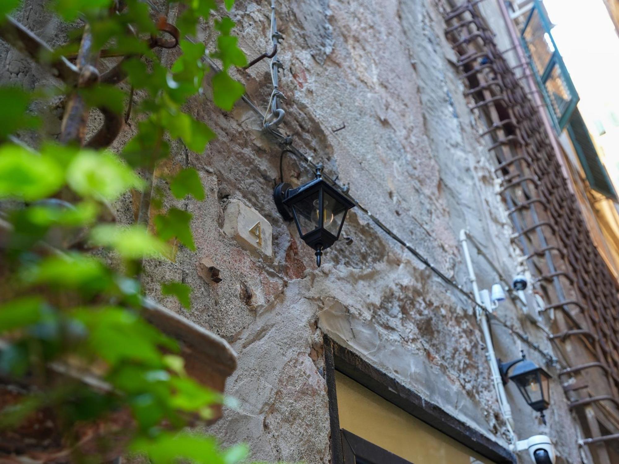La Cisterna Dei Rolli Apartment *